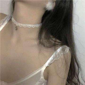 长沙尼依格罗酒店携手阿玛尼美妆 匠呈「影木浮光」联名主题下午茶